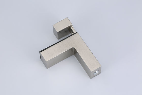 Supports pratiques d'étagère de buffet, matériel multifonctionnel d'étagère de Cabinet